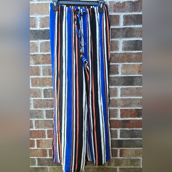 Forever 21 Multicolor Striped Pants - Picture 2 of 8
